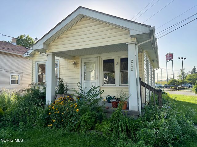 202 Short Street, Northwood, OH 43619