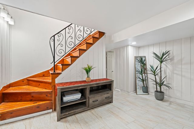 6145 W FLETCHER Street, Chicago, IL 60634