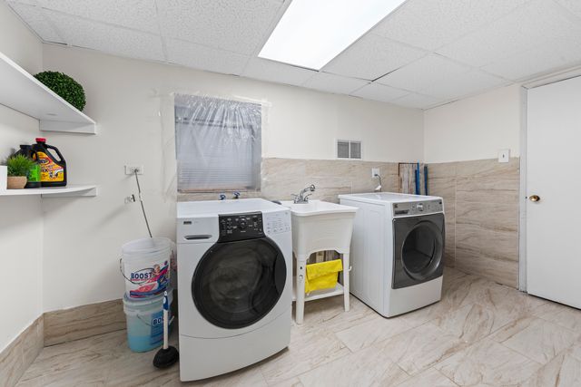 6145 W FLETCHER Street, Chicago, IL 60634