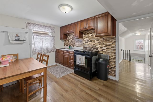 6145 W FLETCHER Street, Chicago, IL 60634