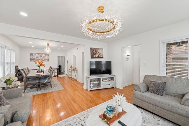 6145 W FLETCHER Street, Chicago, IL 60634