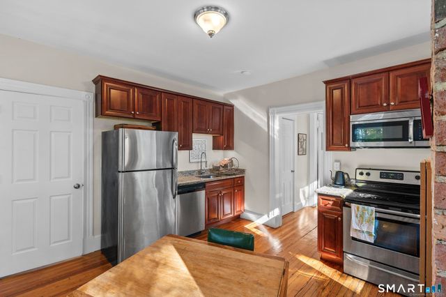 139 Girard Avenue Floor 2, Hartford, CT 06105