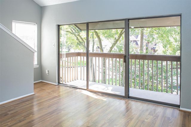 12900 Walden Road 220B, Montgomery, TX 77356