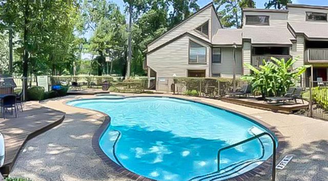 12900 Walden Road 220B, Montgomery, TX 77356