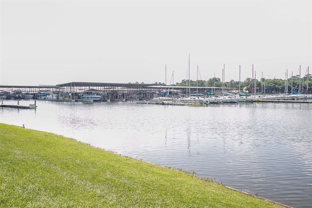12900 Walden Road 220B, Montgomery, TX 77356