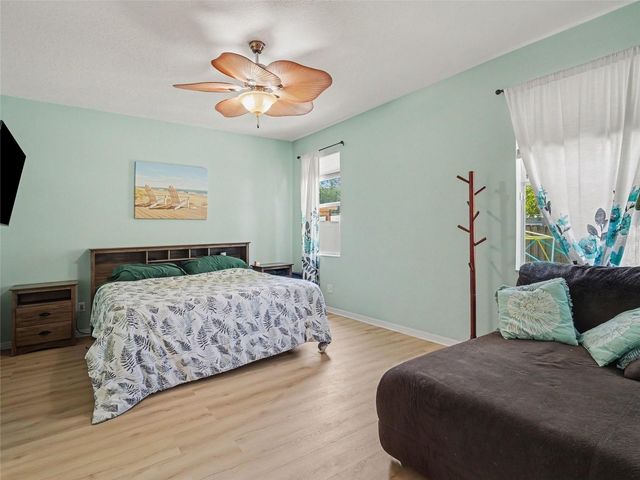 11102 SILVER DANCER DR, Riverview, FL 33579