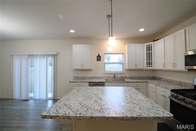 130 Prairie Wind Drive, Wentzville, MO 63385