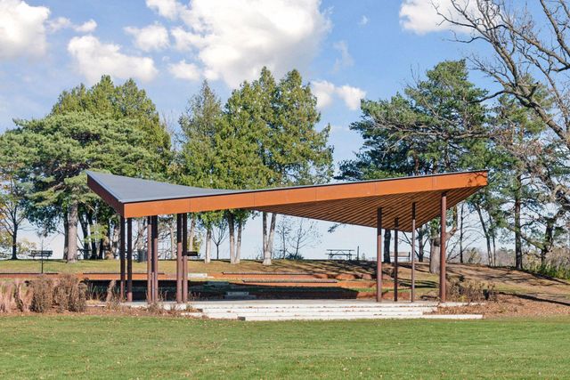 1997 Topaz Drive, Chanhassen, MN 55317