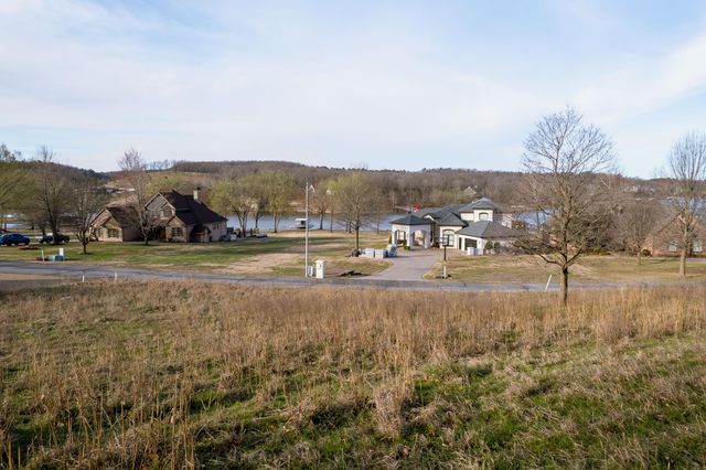 E 333 Road, Grove, OK 74344