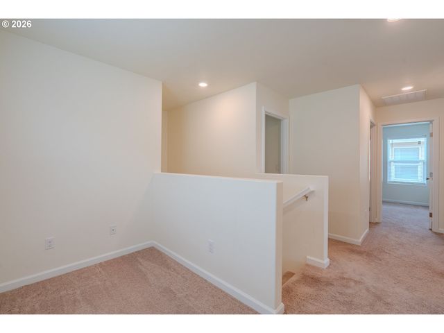 1222 W 16TH Ave, La Center, WA 98629