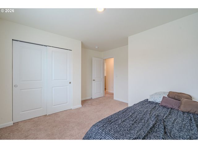 1222 W 16TH Ave, La Center, WA 98629