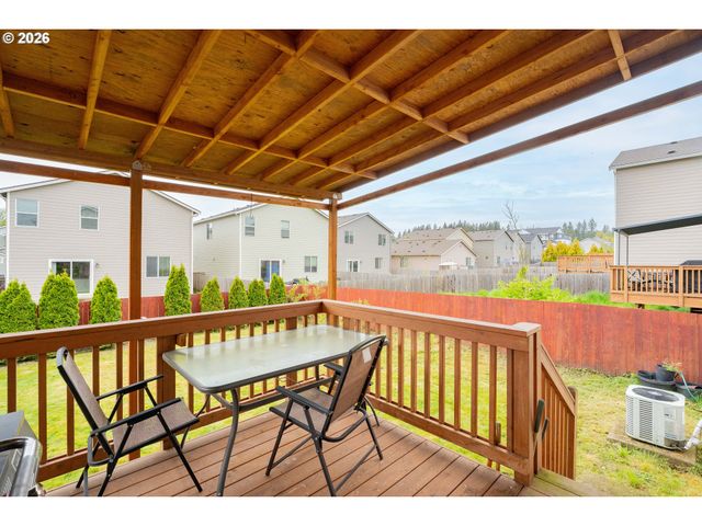 1222 W 16TH Ave, La Center, WA 98629