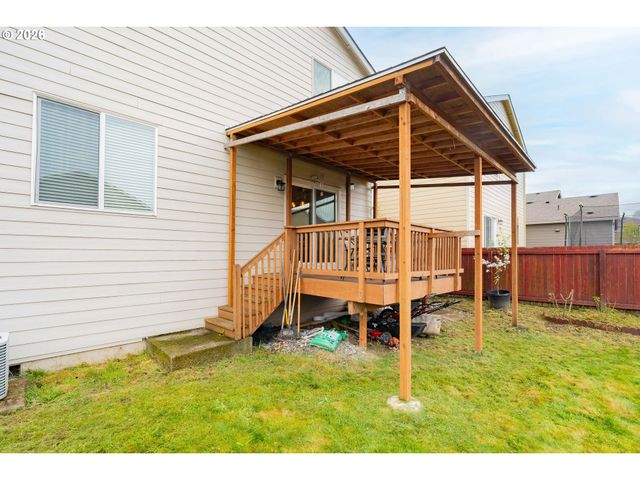 1222 W 16TH Ave, La Center, WA 98629