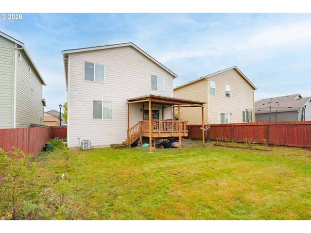 1222 W 16TH Ave, La Center, WA 98629