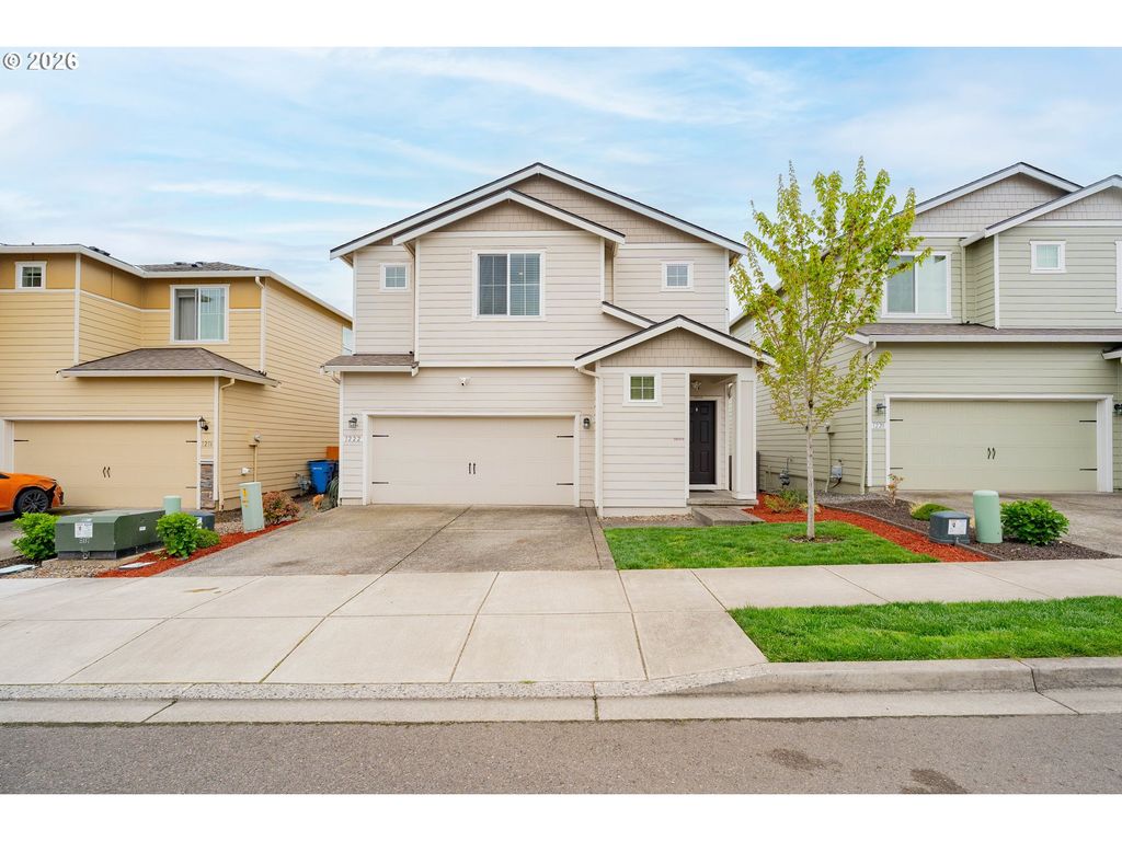 1222 W 16TH Ave, La Center, WA 98629