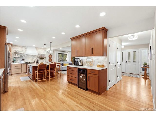7291 W Morraine Dr, Littleton, CO 80128