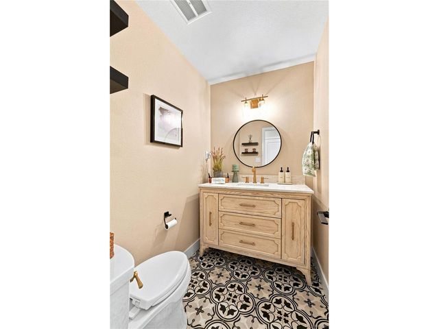 7291 W Morraine Dr, Littleton, CO 80128