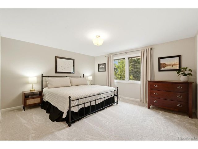 7291 W Morraine Dr, Littleton, CO 80128