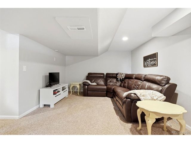 7291 W Morraine Dr, Littleton, CO 80128