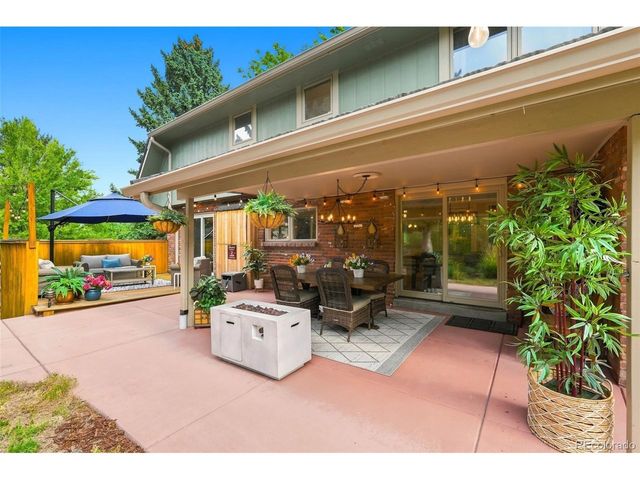 7291 W Morraine Dr, Littleton, CO 80128