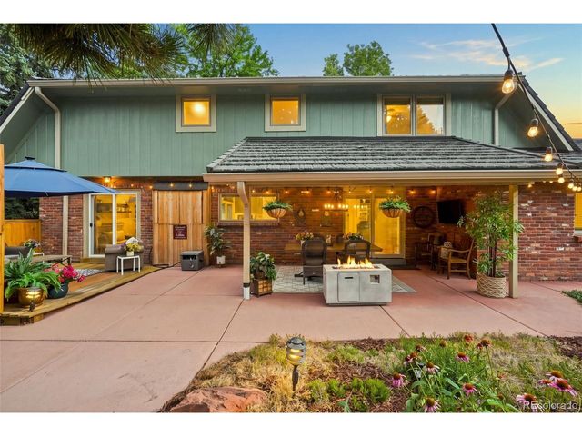 7291 W Morraine Dr, Littleton, CO 80128