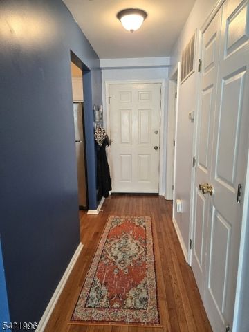 64 Dayton Ct 205, Independence Twp., NJ 07840