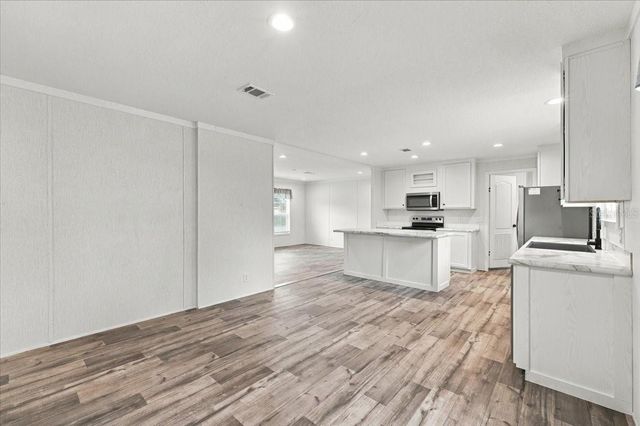 3316 OAKLAND ROAD S, Lakeland, FL 33801
