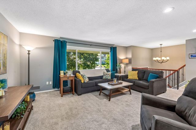 9400 Toledo Avenue S, Bloomington, MN 55437