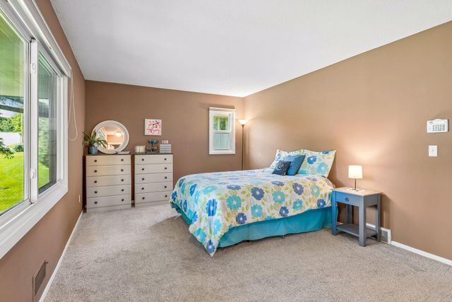 9400 Toledo Avenue S, Bloomington, MN 55437