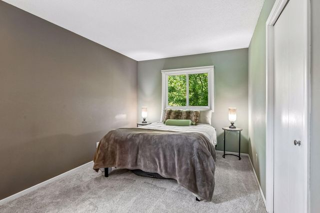 9400 Toledo Avenue S, Bloomington, MN 55437