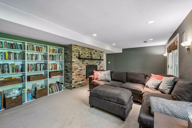 9400 Toledo Avenue S, Bloomington, MN 55437