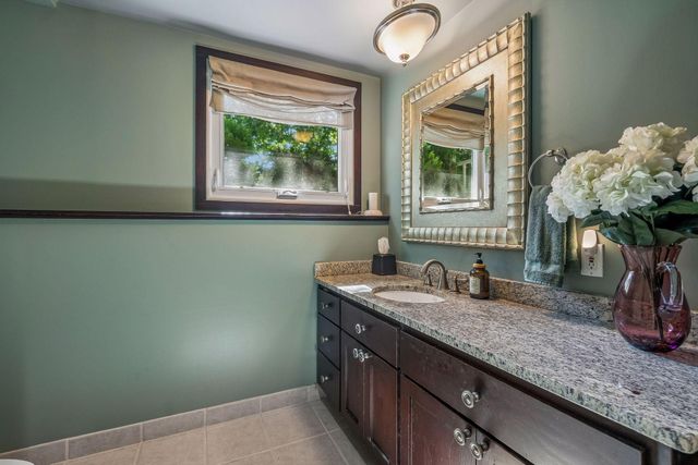 9400 Toledo Avenue S, Bloomington, MN 55437