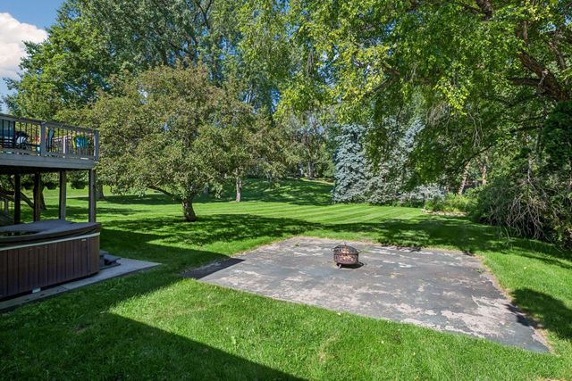 9400 Toledo Avenue S, Bloomington, MN 55437