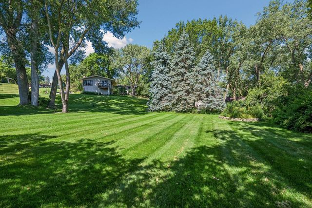 9400 Toledo Avenue S, Bloomington, MN 55437