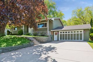 9400 Toledo Avenue S, Bloomington, MN 55437