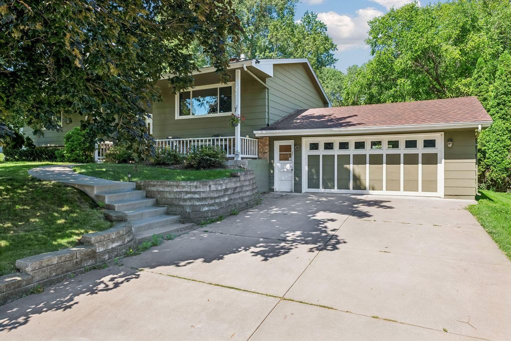 9400 Toledo Avenue S, Bloomington, MN 55437 — photo 5