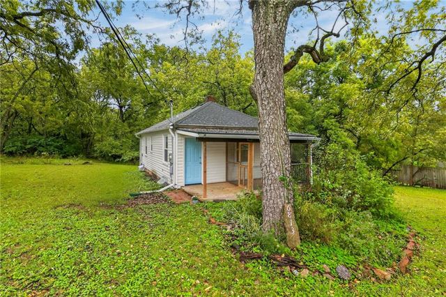6813 Manchester Avenue, Kansas City, MO 64133