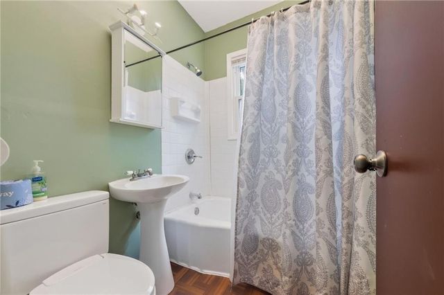 6813 Manchester Avenue, Kansas City, MO 64133