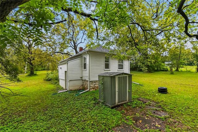 6813 Manchester Avenue, Kansas City, MO 64133
