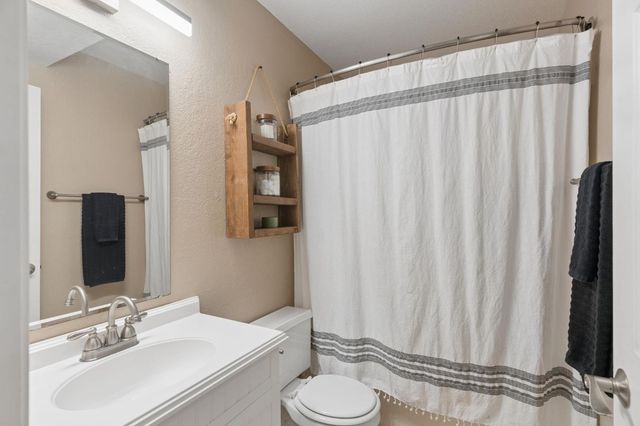 2561 King Richard Dr, El Dorado Hills, CA 95762
