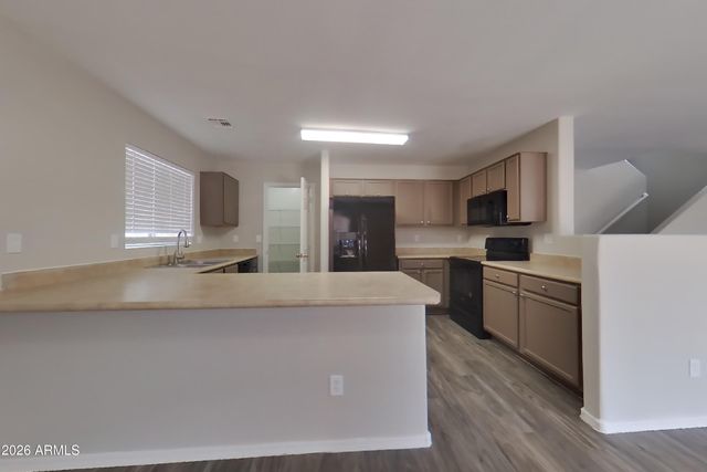 3315 W FRAKTUR Road, Phoenix, AZ 85041