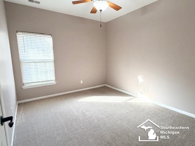 27328 Hidden Oaks Drive, Trenton, MI 48183