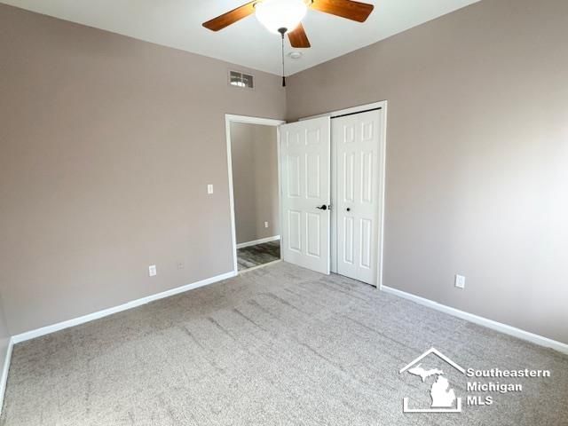 27328 Hidden Oaks Drive, Trenton, MI 48183