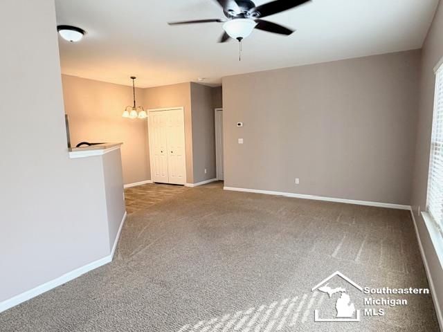 27328 Hidden Oaks Drive, Trenton, MI 48183