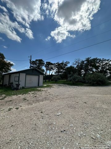 3728 Schmidtke, Bandera, TX 78003