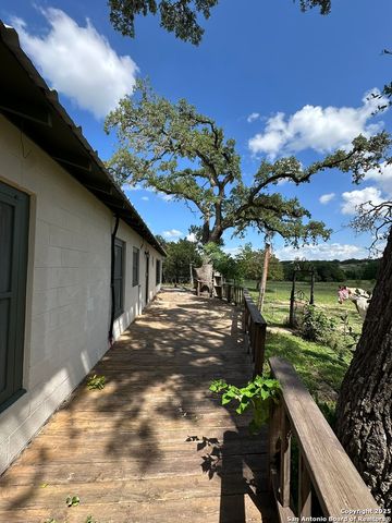 3728 Schmidtke, Bandera, TX 78003