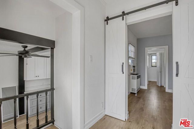 5815 W Olympic Boulevard, Los Angeles, CA 90036