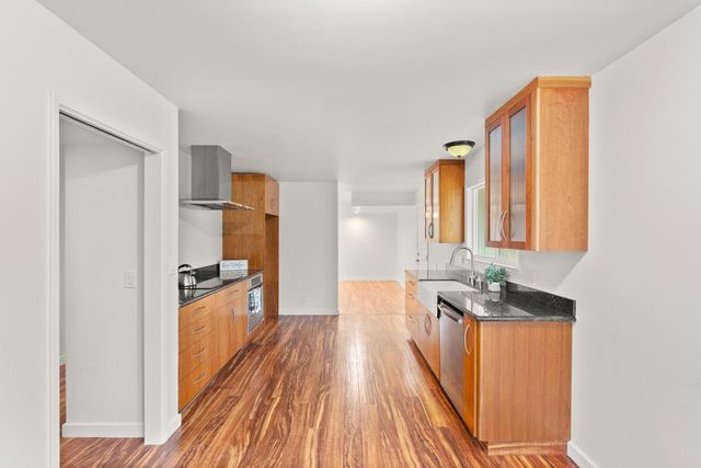 450 Clipper Creek Rd, Auburn, CA 95603