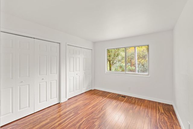 450 Clipper Creek Rd, Auburn, CA 95603