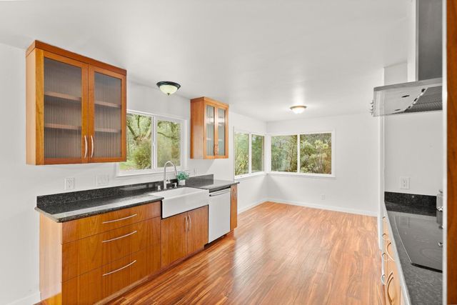 450 Clipper Creek Rd, Auburn, CA 95603